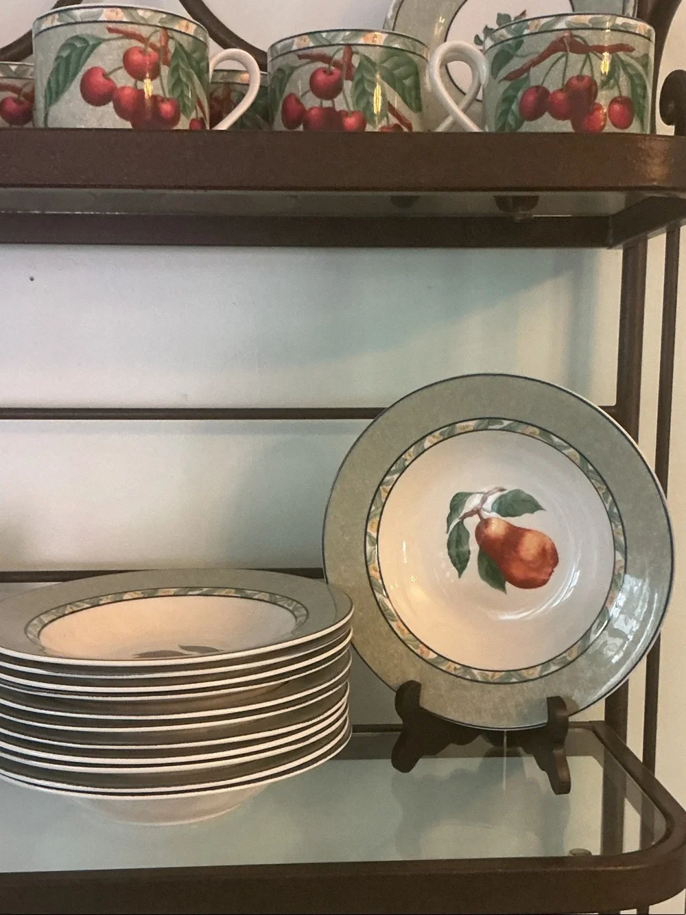 Victoria & Beale Rimmed Soup Bowl L'Amour (9040)